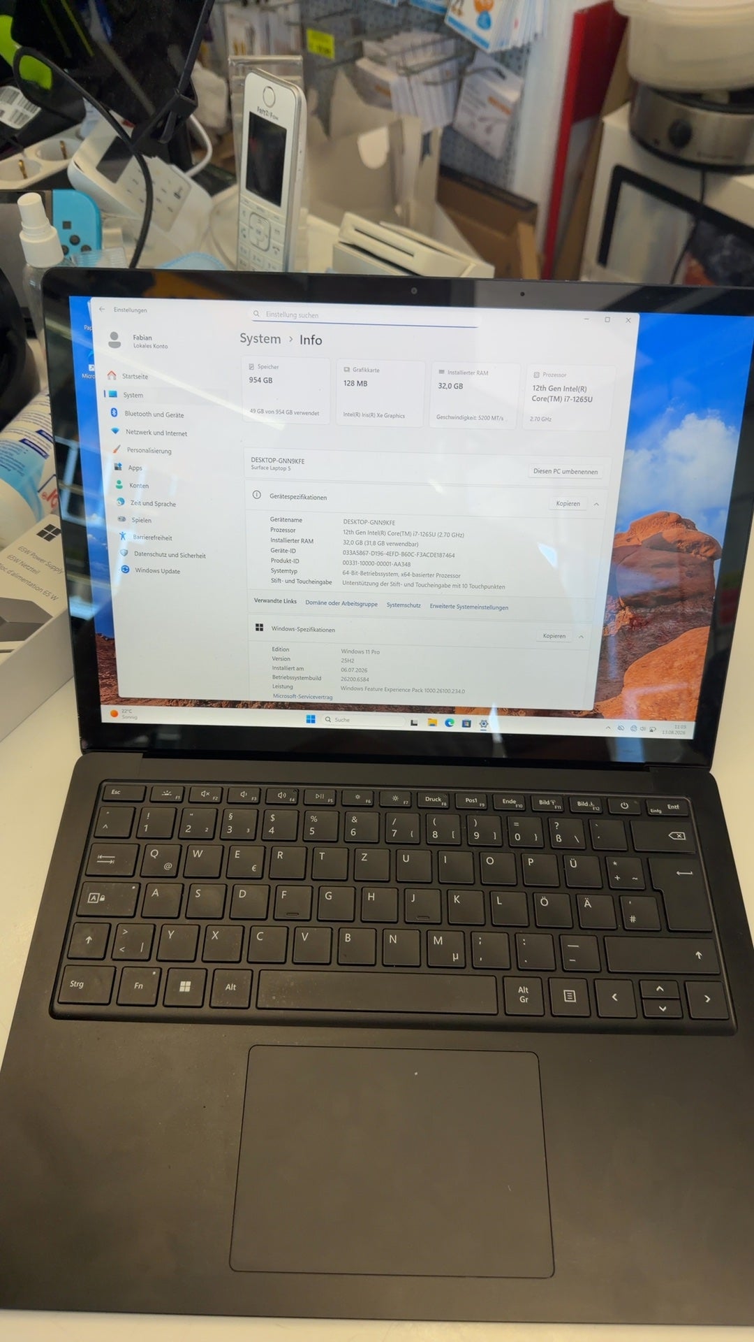 Microsoft Surface Laptop 5 – Intel Core i7-1280P, 32GB RAM Zweitbild