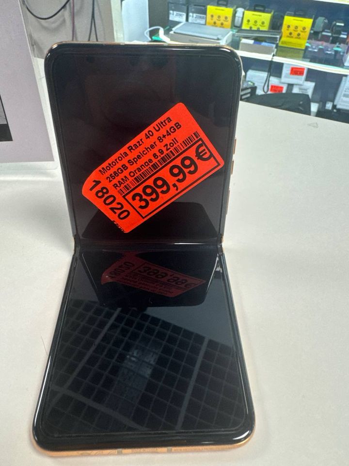 Motorola Razr 40 Ultra Faltbares Smartphone Hauptbild