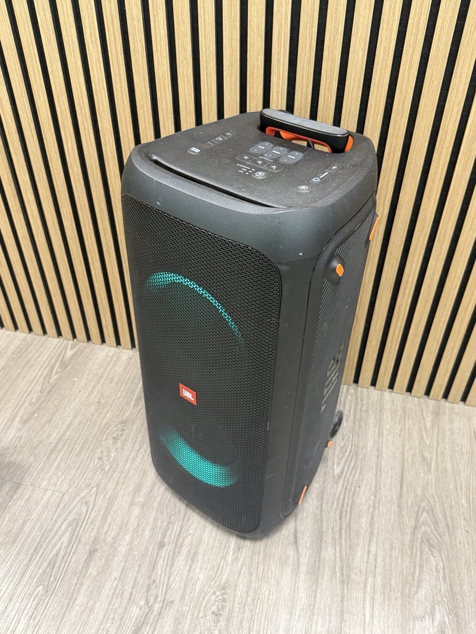JBL PartyBox 310 Bluetooth-Lautsprecher – 355 € | Heute angekauft 10.04. 22:12 | Preis? 📞 0175 90 777 77