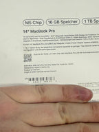 MacBook Pro 14" Silber (Modell MDE14D/A) | Heute angekauft 13.04. 04:25 | Preis? 📞 0175 90 777 77