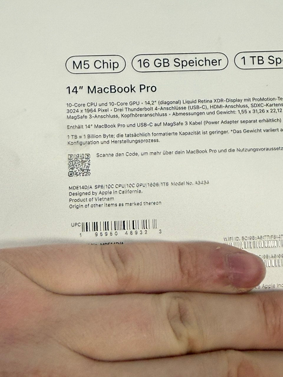 MacBook Pro 14" Silber (Modell MDE14D/A) | Heute angekauft 13.04. 04:25 | Preis? 📞 0175 90 777 77