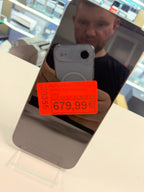 Apple iPhone 16 Pro, Black Titanium
