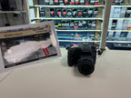 Sony Alpha α68 DSLR mit 18-55mm Objektiv