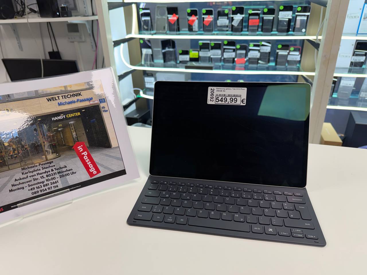 Tablet mit Keyboard-Case 2-in-1 Device