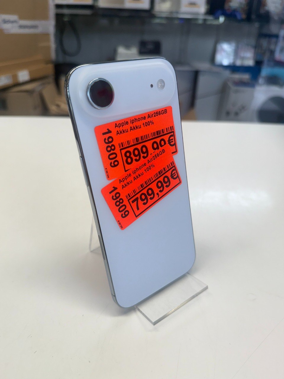Apple iPhone Air 256GB Weiß/Silber