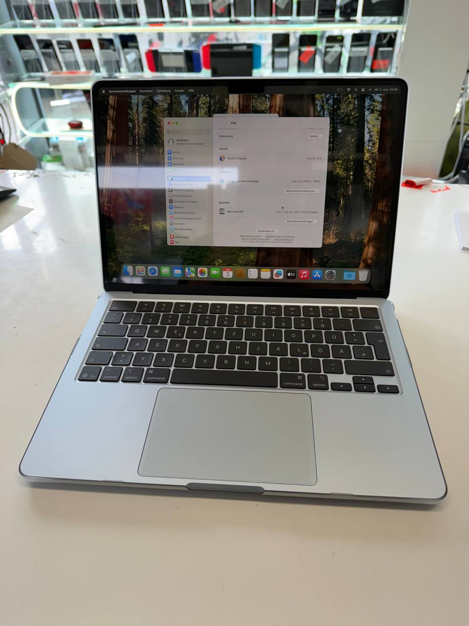 Apple MacBook Air 13" M4 2025 mit 16GB RAM