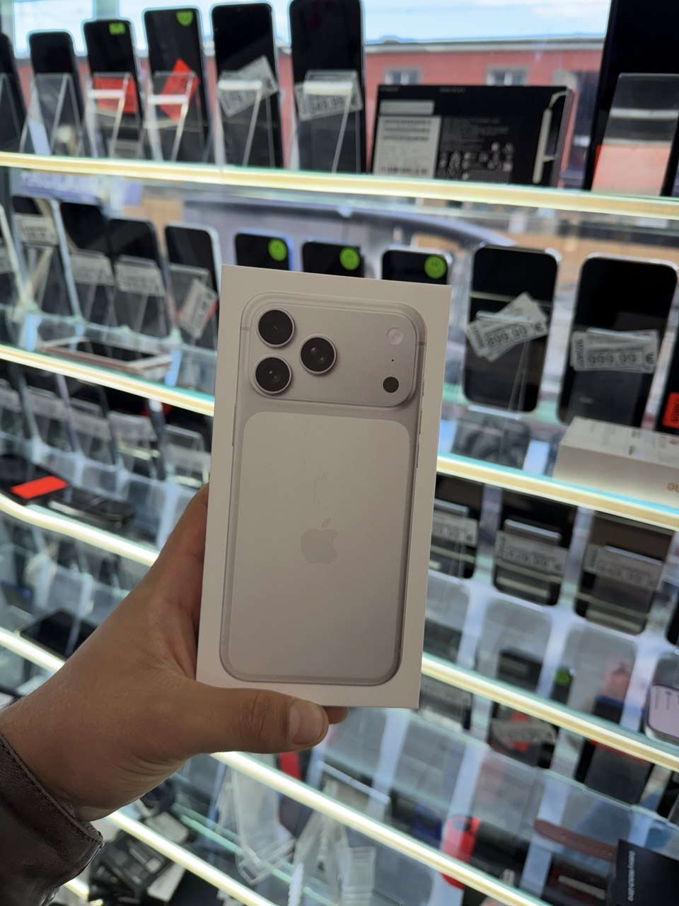 Apple iPhone 17 Pro Max, 256GB, Silber Hauptbild