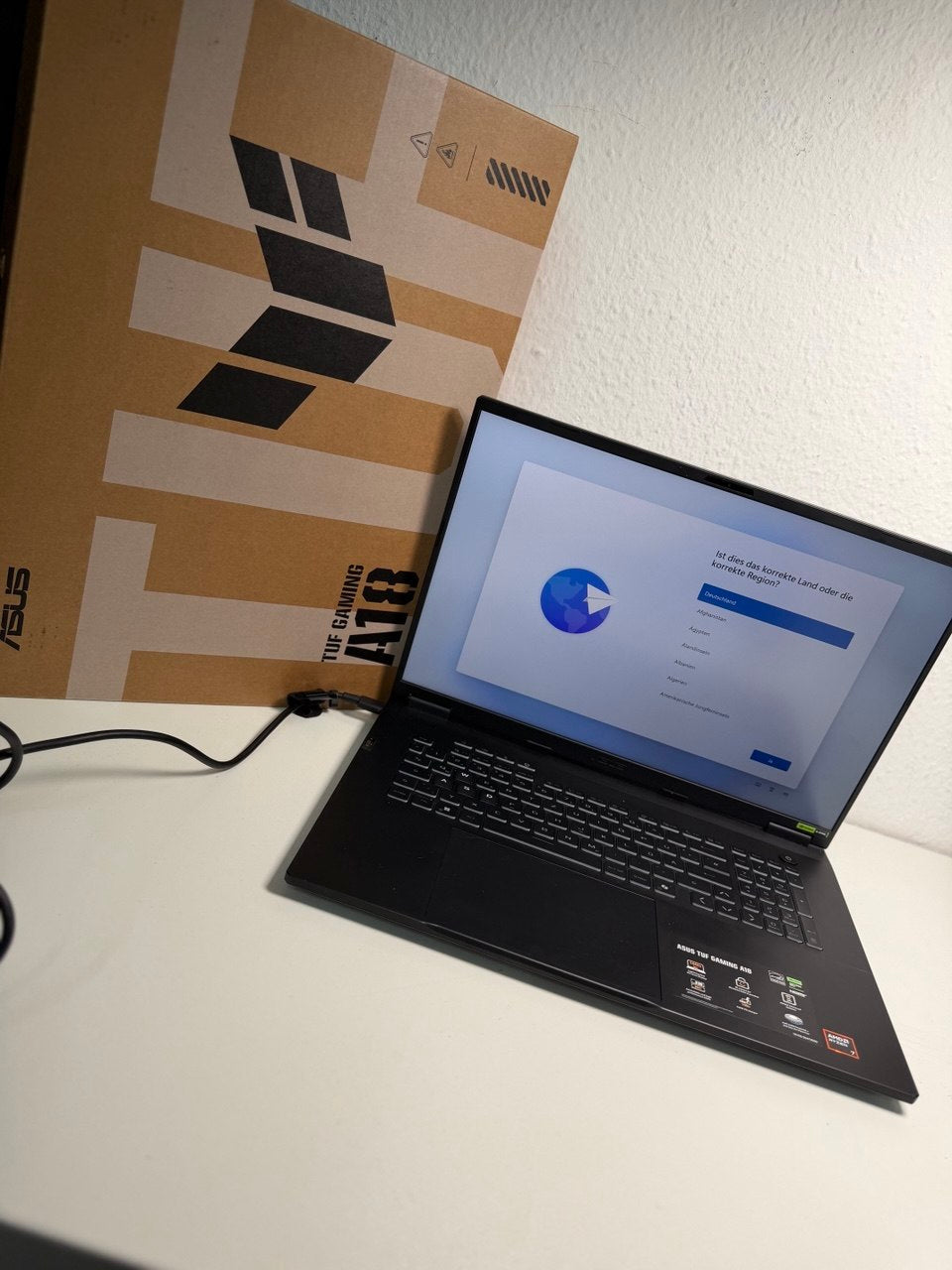 ASUS TUF Gaming A18 Laptop mit Windows 11 Home