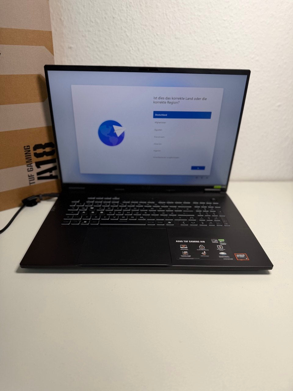 ASUS TUF Gaming A18 FA808UH-S8017W Laptop Zweitbild