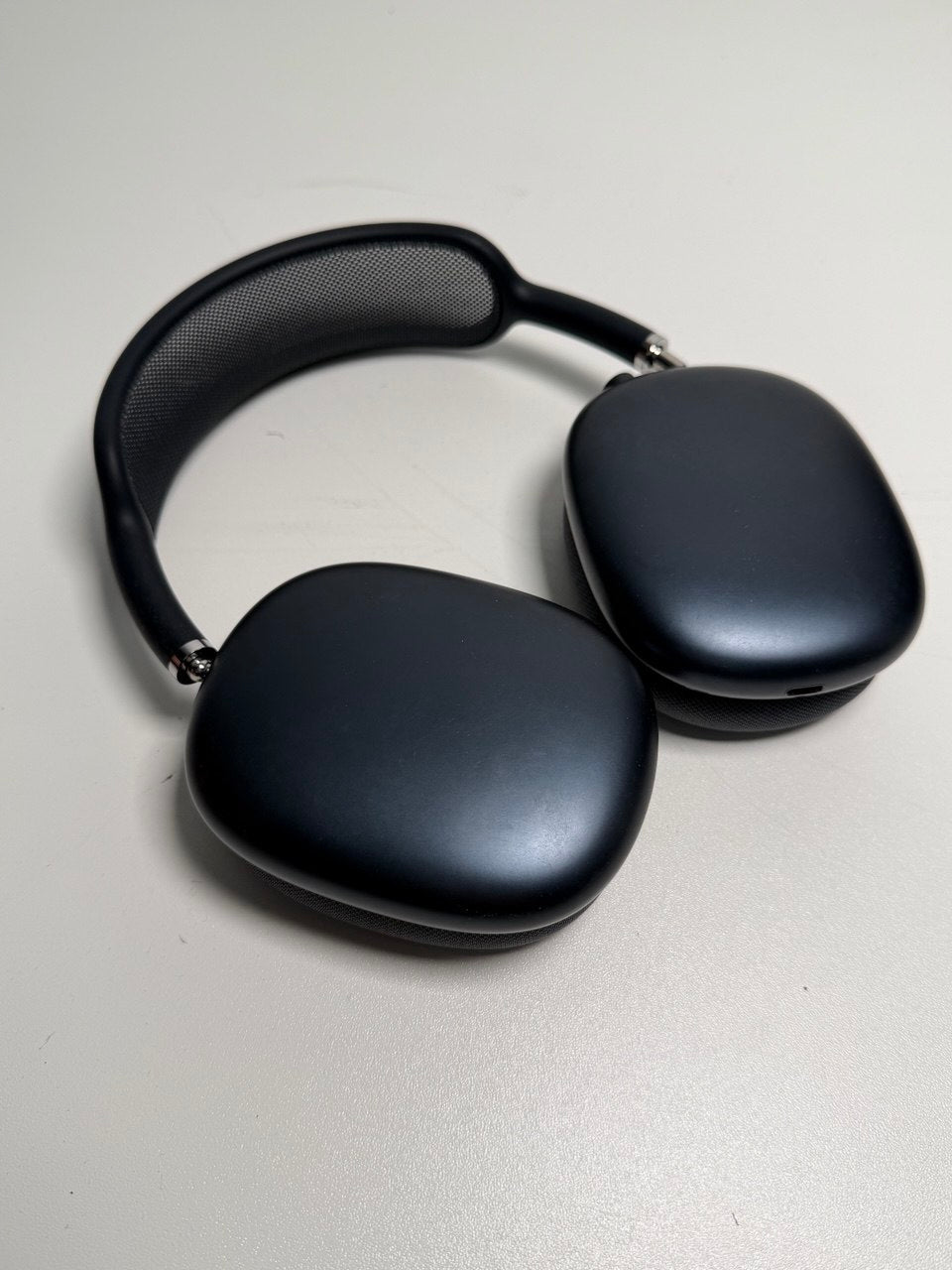 Apple AirPods Max Midnight Hauptbild