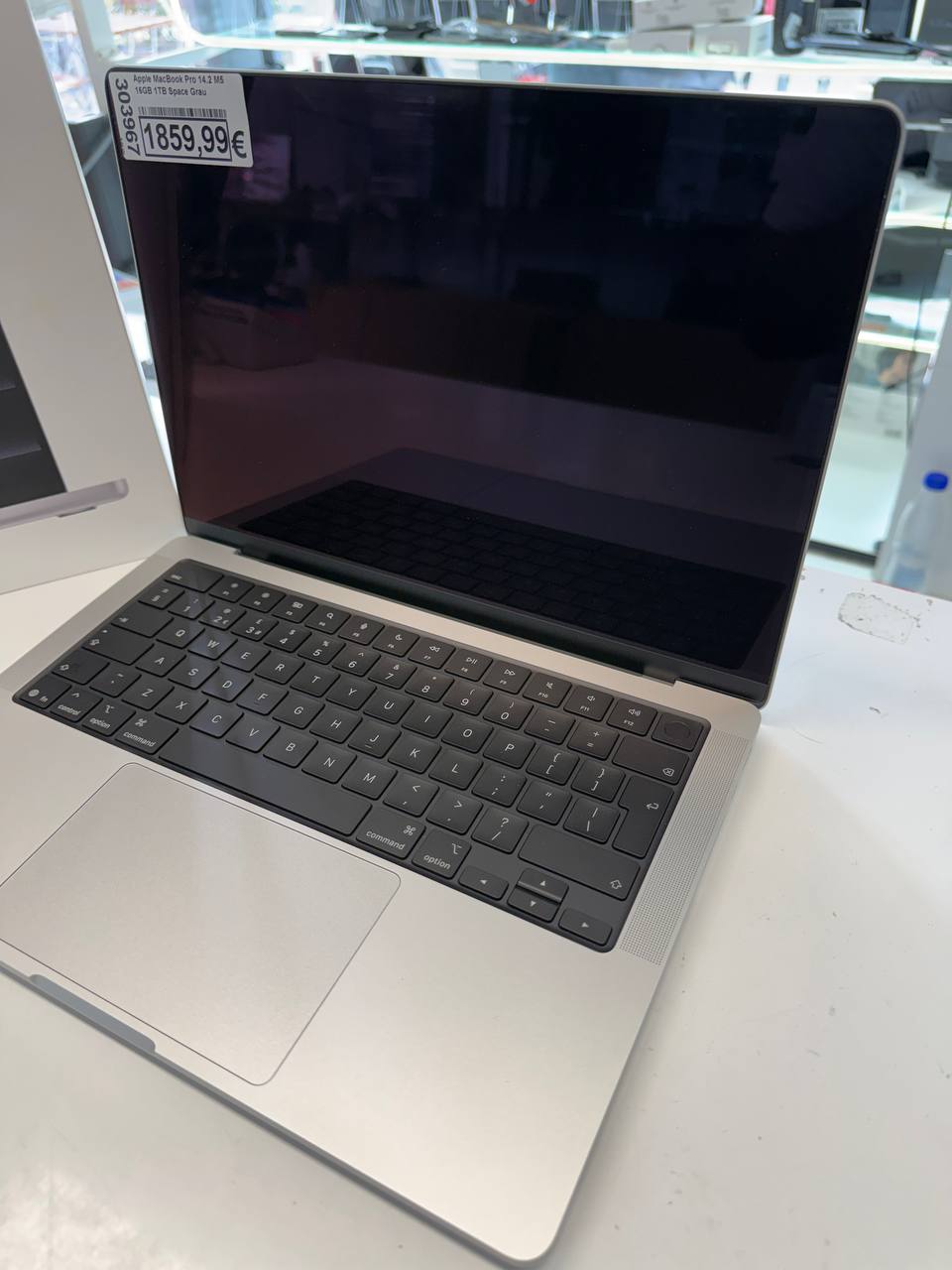 Apple MacBook Pro 14" M3, 16GB RAM, 1TB SSD Space Gray Zweitbild
