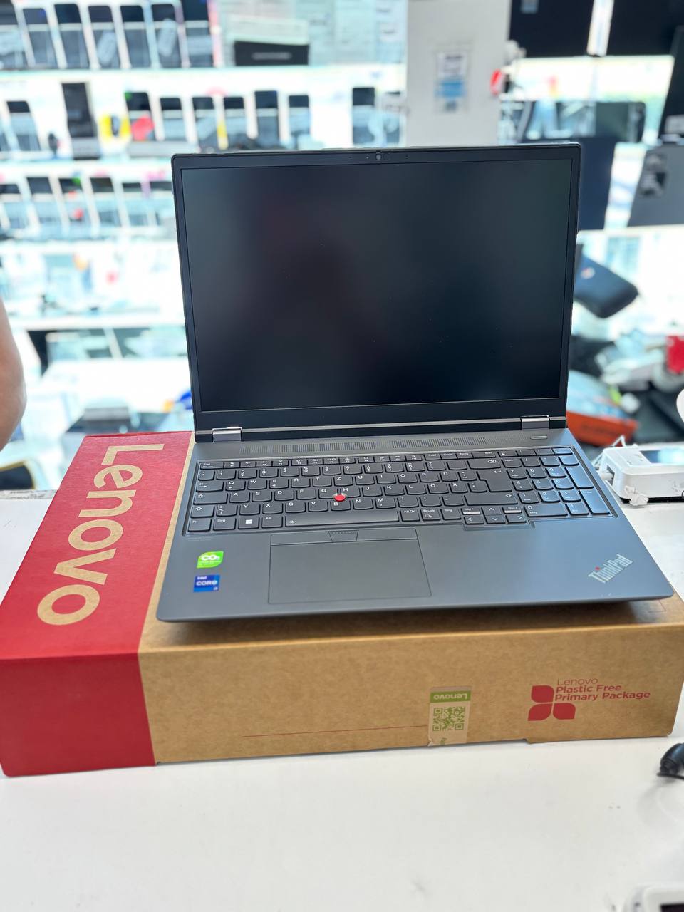 Lenovo ThinkPad P16 Gen 2 Business Laptop Hauptbild