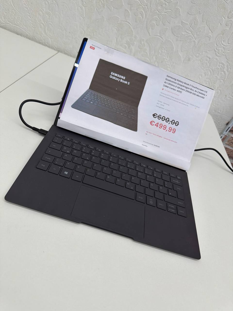 Samsung Galaxy Book S Touchscreen LTE Qualcomm Snapdragon 8cx, 4x 2.84GHz + 4x 1.80GHz 8 GB Ram 256GB SSD microSD (ARM Cortex-A55)