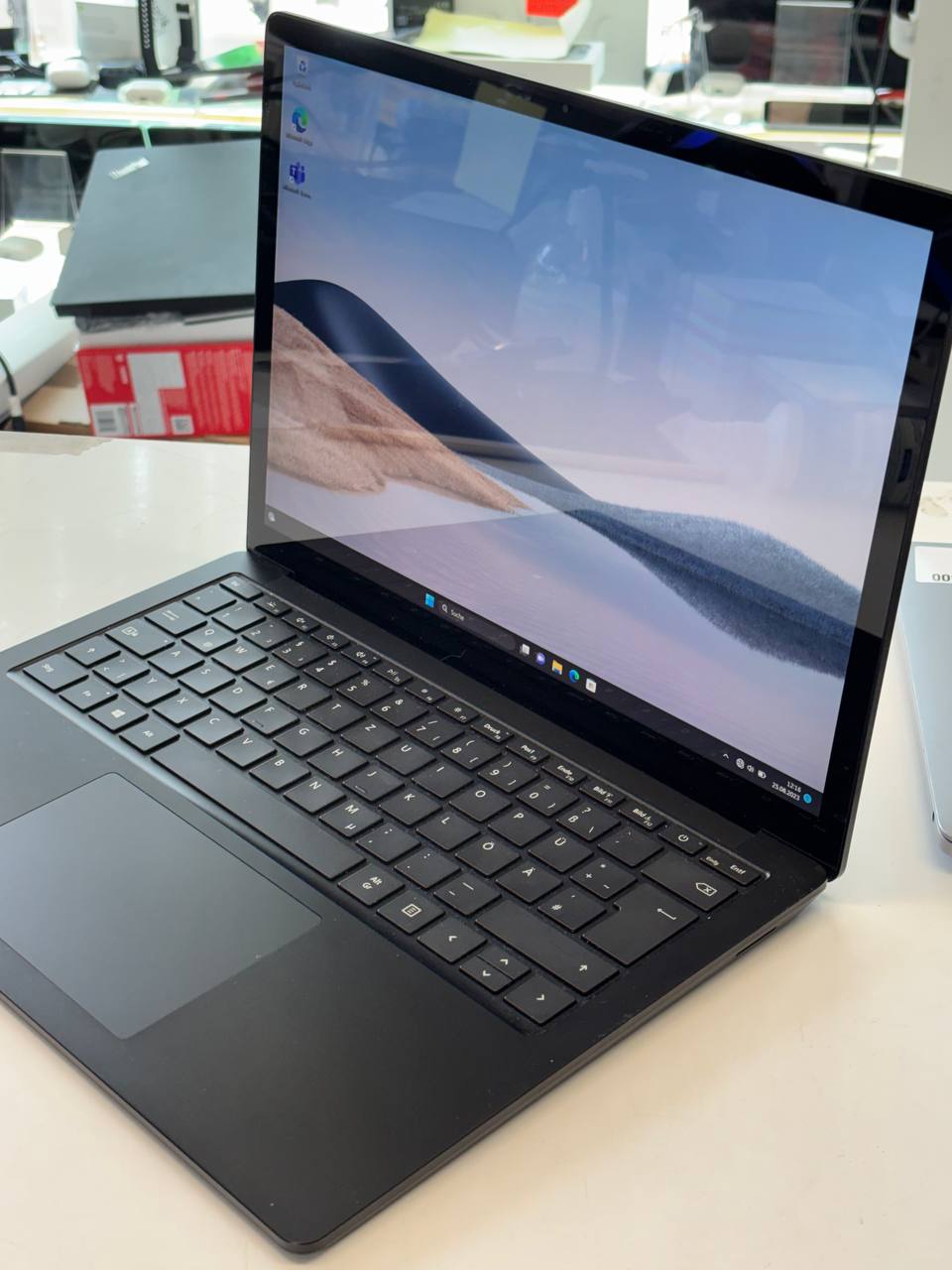 Microsoft Surface Laptop 4, Intel i5-1145G7, Graphite Zweitbild