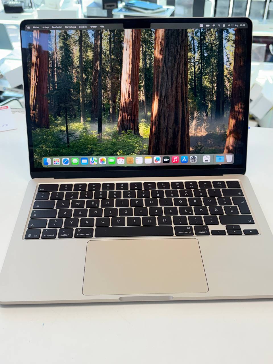 Apple MacBook Air 13" M4 2025