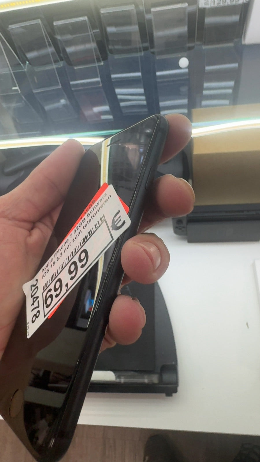 Apple iPhone 7 32GB Schwarz iOS 15.8.3 nur zum telefonieren