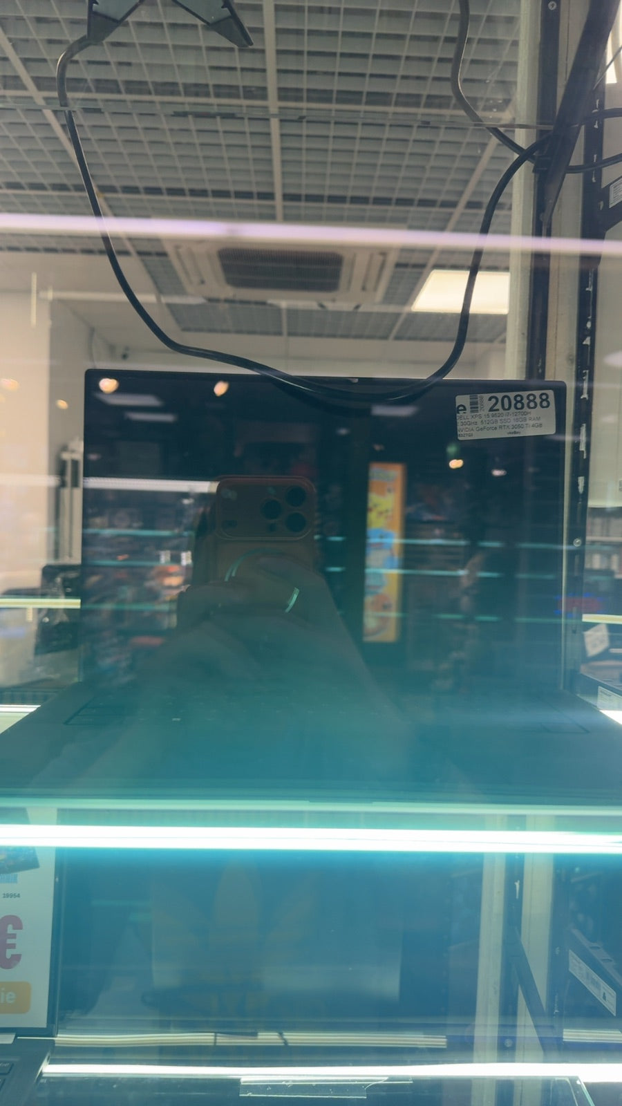 DELL XPS 15 9520 i7-12700H 2.30GHz. 512GB SSD 16GB RAM NVIDIA GeForce RTX 3050 Ti 4GB Hauptbild