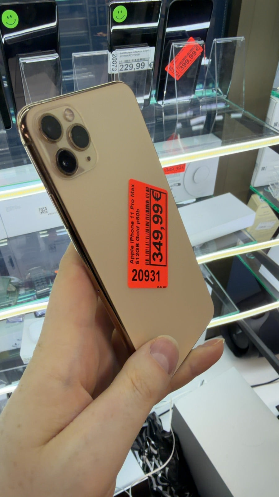 Apple iPhone 11 Pro Max 512GB Gold p80b