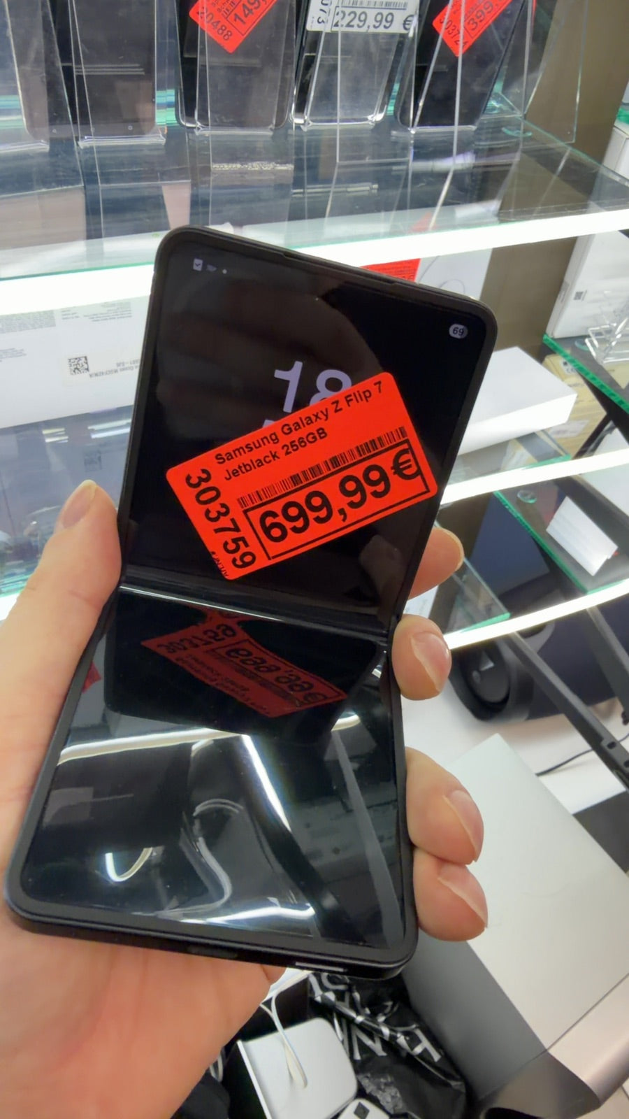 Samsung Galaxy Z Flip 7 Jetblack 256GB Zweitbild
