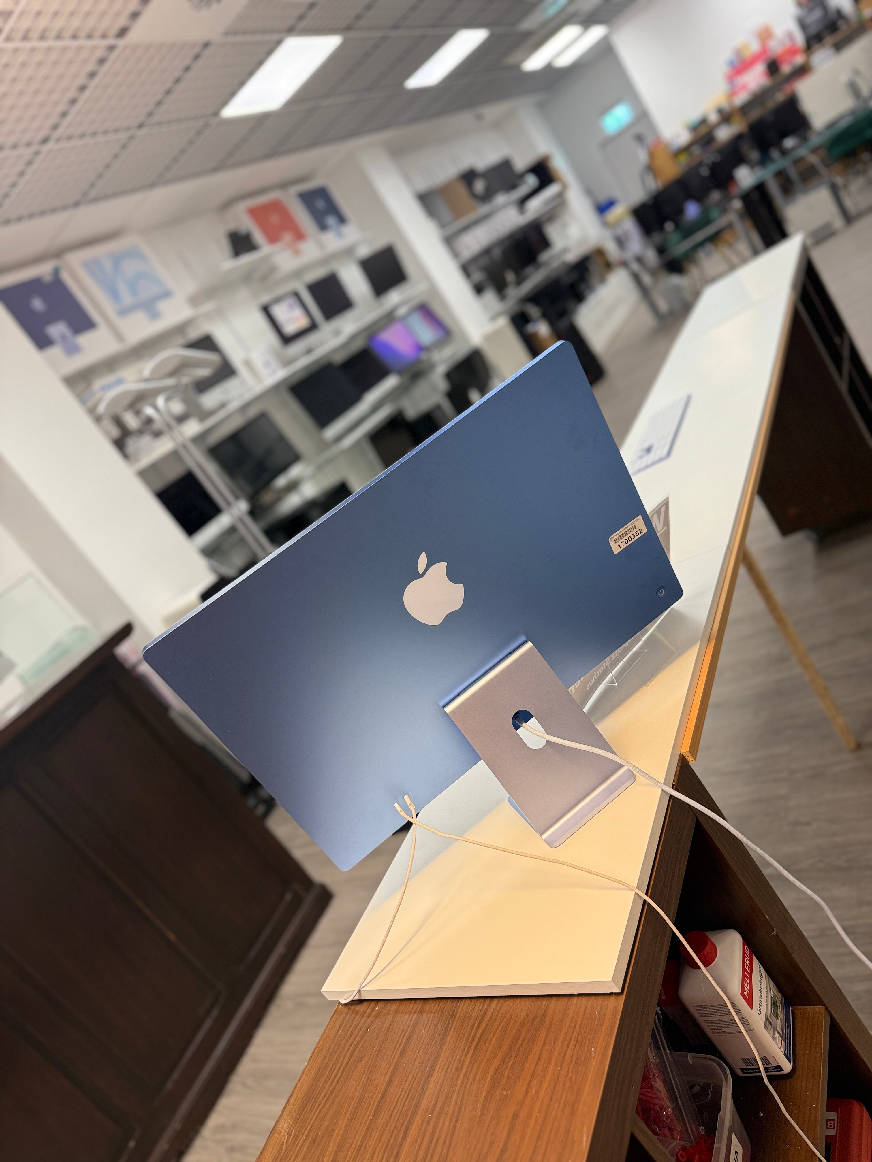 Apple Apple iMac 24  Zoll 256GB SSD Apple M4,16GB, 2024 Blau